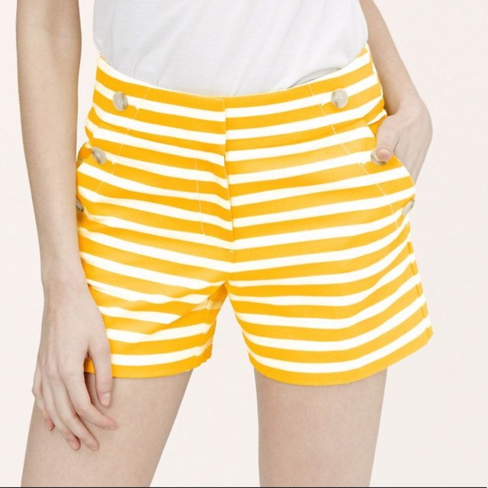 yellow striped sailor short